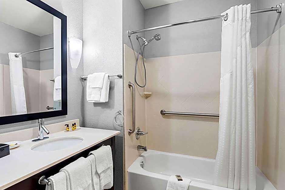 Best Western Plus Magee Inn & Suites