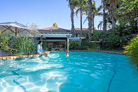 Emerald Inn on Takapuna Beach