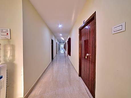 SPOT ON SRI DATTA GRAND INN