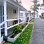 Little Palm Cabins