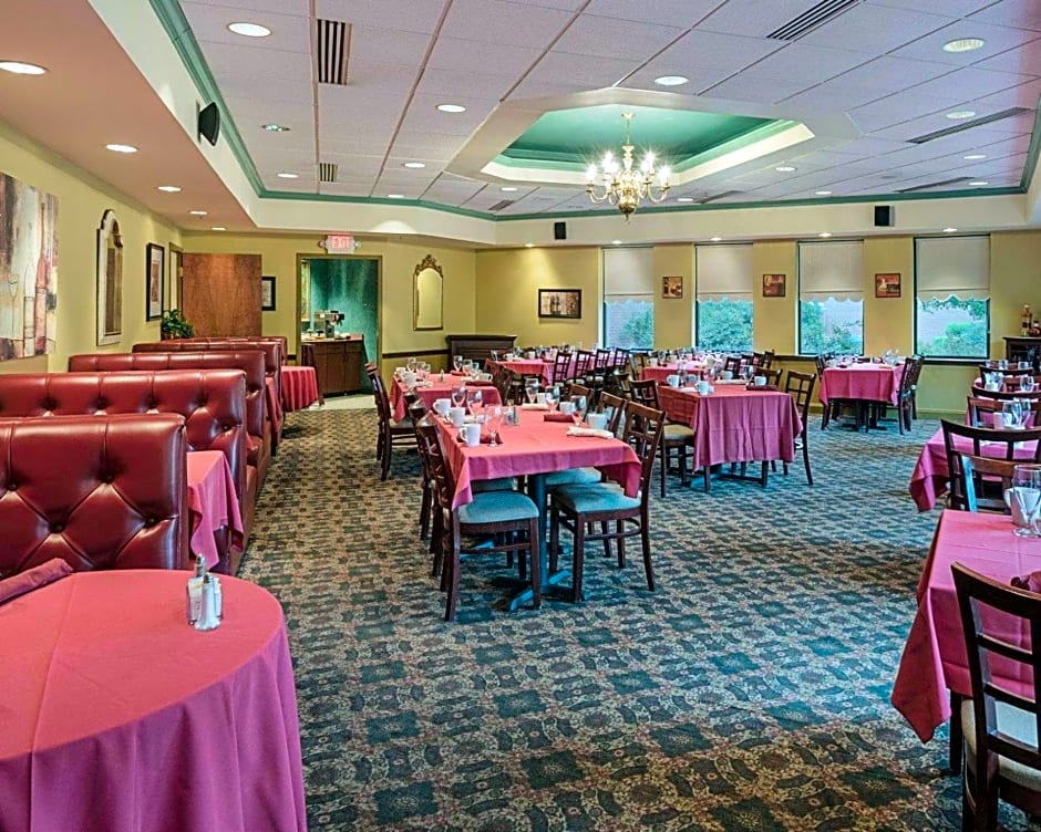 Clarion Hotel & Conference Center – Shepherdstown, WV