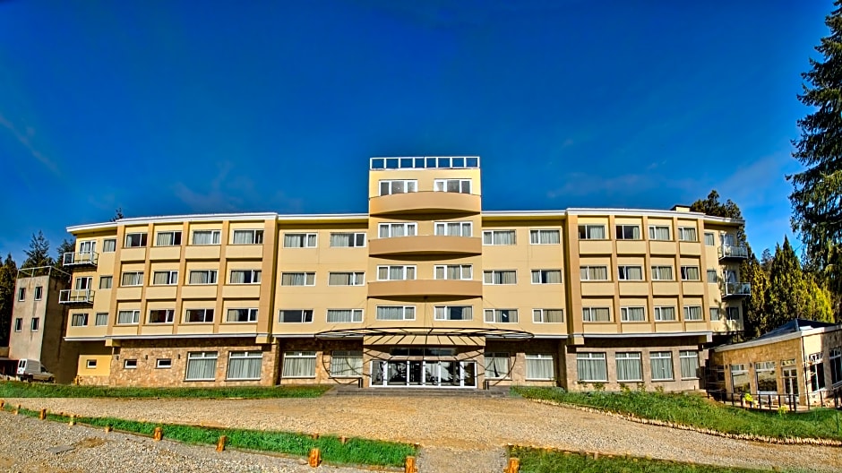 Huinid Pioneros Hotel