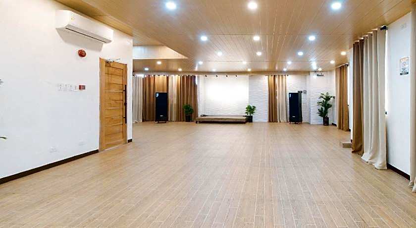 RedDoorz RJs Bldg near Lyceum Gen Trias Cavite