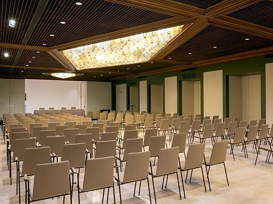 Movenpick Hotel Bari