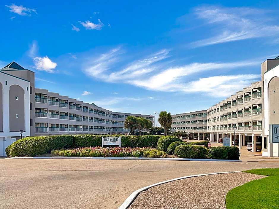 Cozy Galveston Beach Front Condo