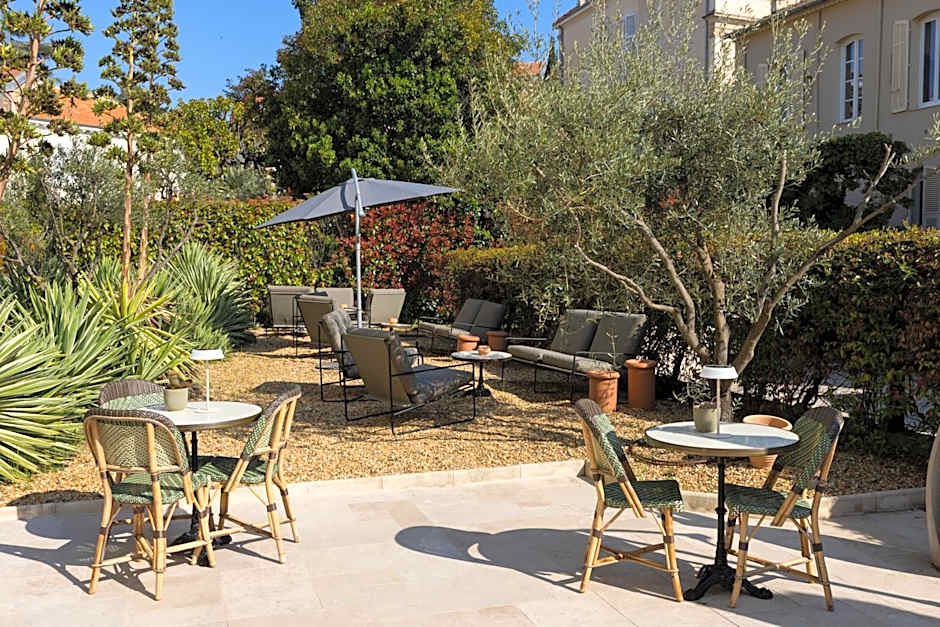 Hotel Verlaine