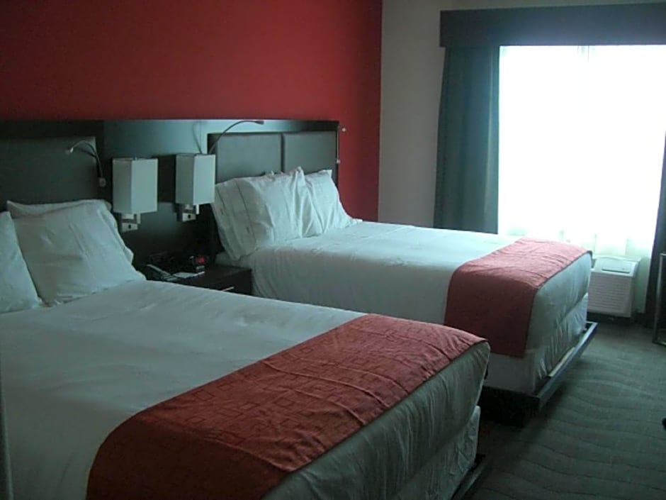 Holiday Inn Express Northwest Maize, an IHG Hotel