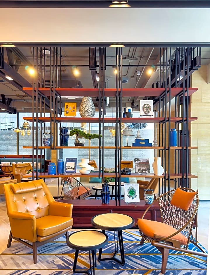 Mercure Bangkok Surawong