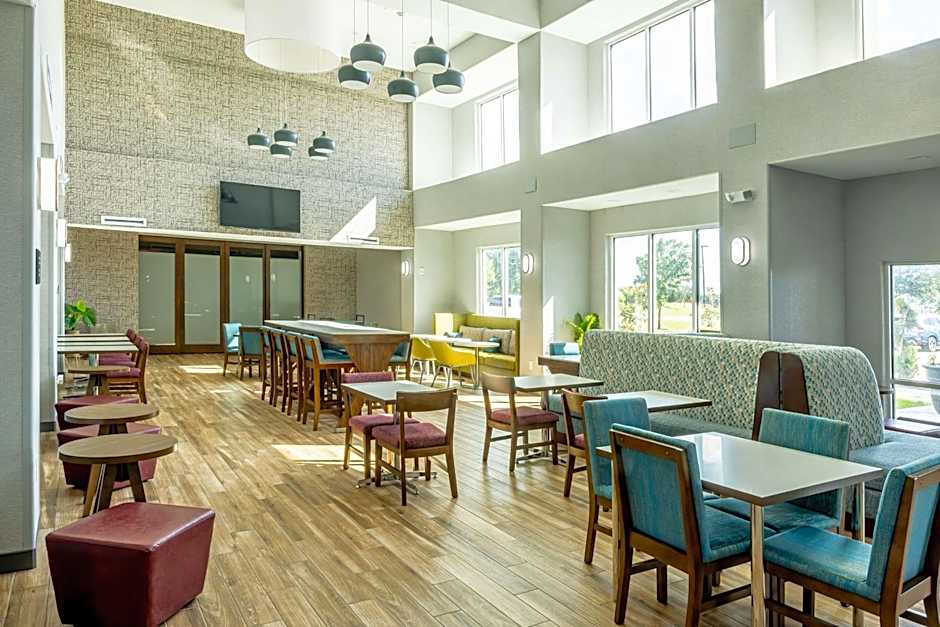 Hampton Inn By Hilton And Suites Cleburn