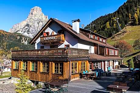 Berghotel Ladinia
