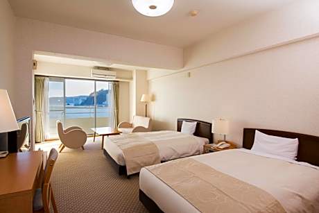 Twin Room - Non-Smoking