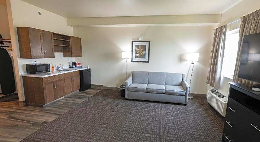 Cobblestone Inn and Suites Sheldon