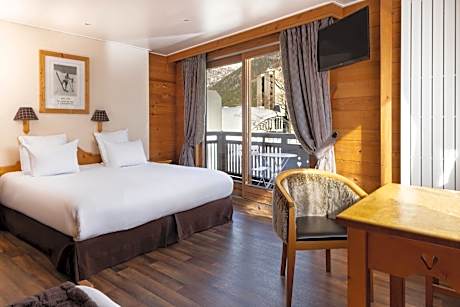 Superior Double or Twin Room with Mont Blanc View