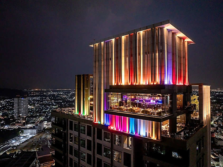 Oakwood Hotel & Residence Sri Racha