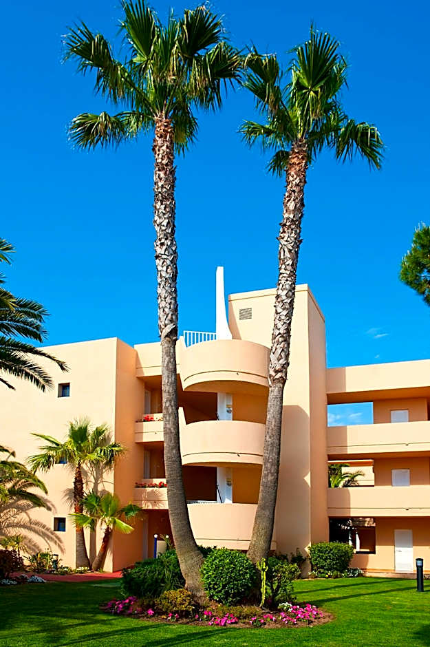 Sol Sancti Petri Aparthotel