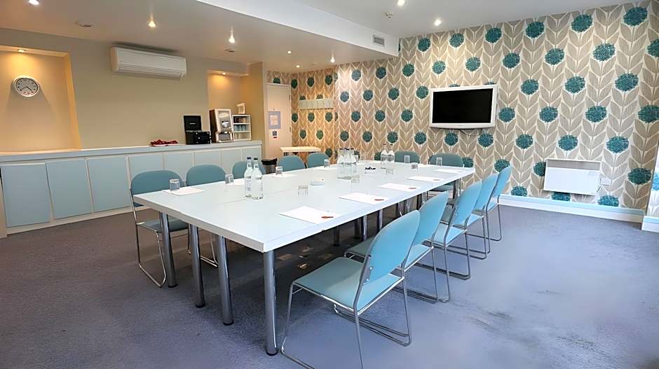 Citrus Hotel Cheltenham by Compass Hospitality