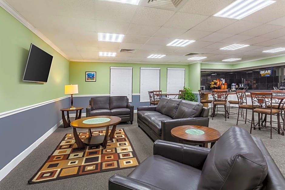 Travelodge by Wyndham Port Wentworth Savannah Area