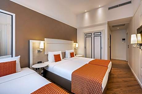 Deluxe Room single use