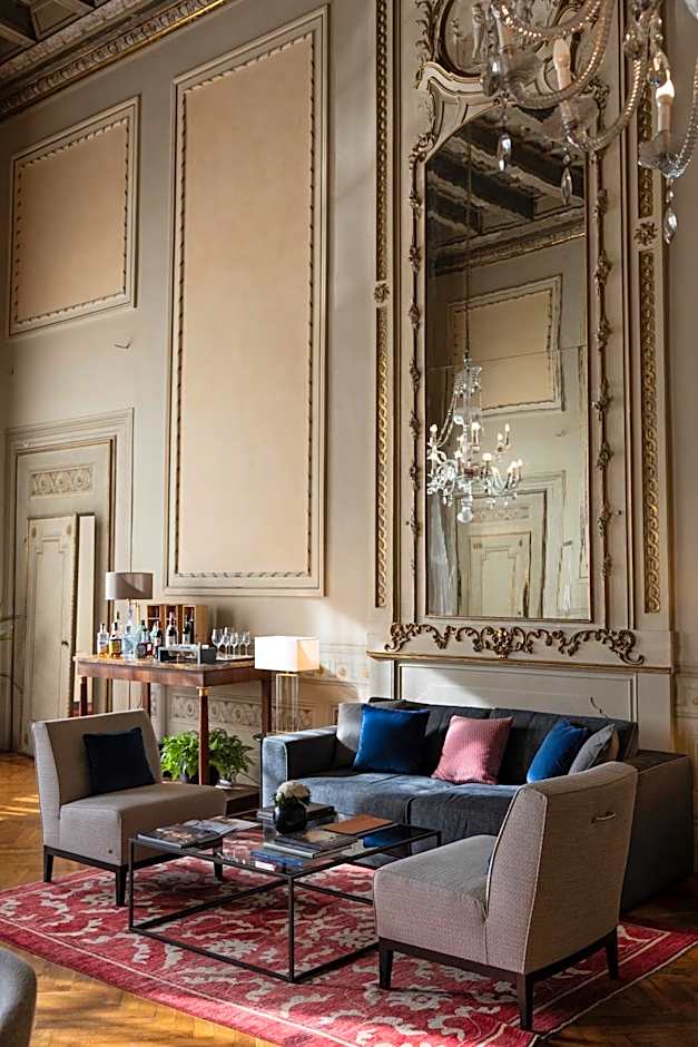 Leone Blu Suites | UNA Esperienze