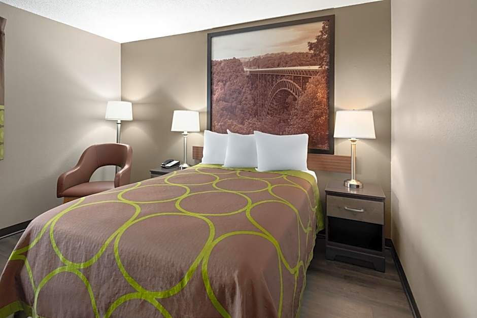 Super 8 by Wyndham Summersville