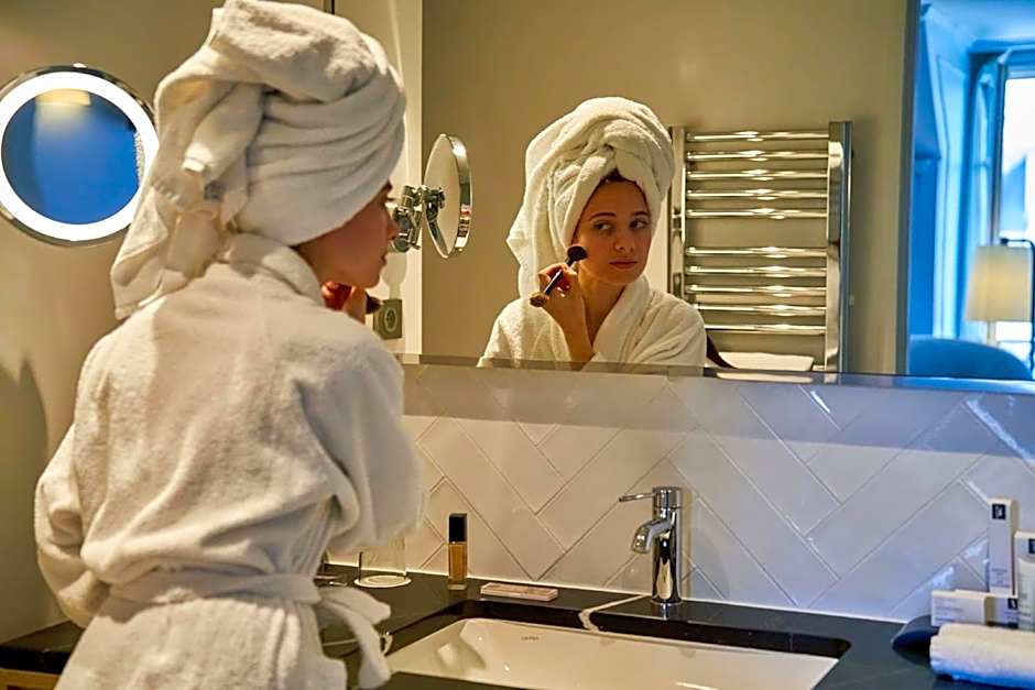 Paris Marriott Opera Ambassador Hotel