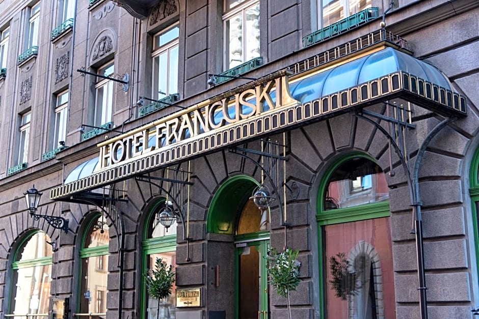 H15 Hotel Francuski