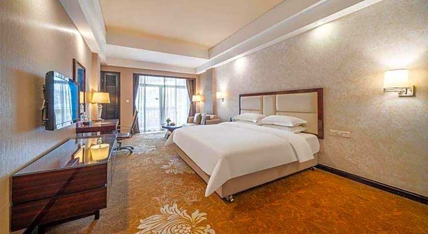 Country Garden Phoenix Hotel Yunfu