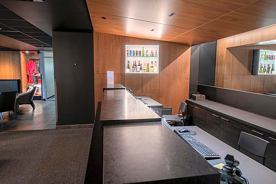 Grand Times Hotel - Aeroport de Quebec