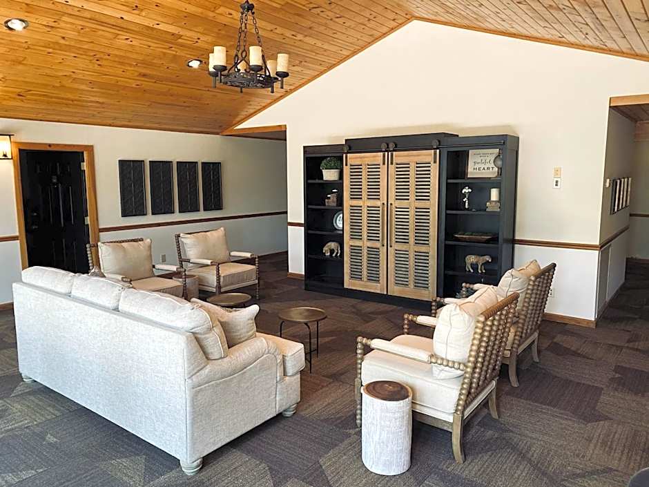 Sylvan Valley Lodge and Cellars