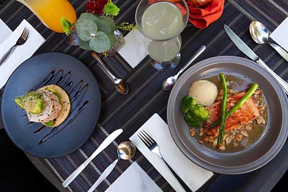 Plaza Camelinas Hotel