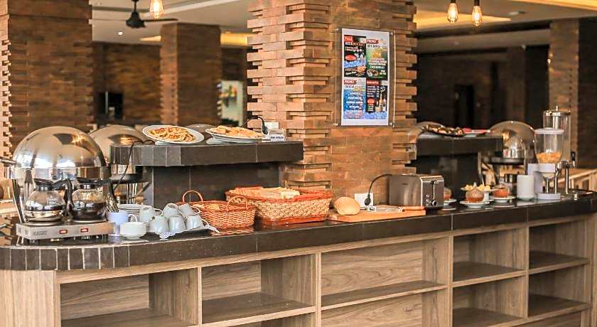 Canggu Dream Village Hotel and Suites