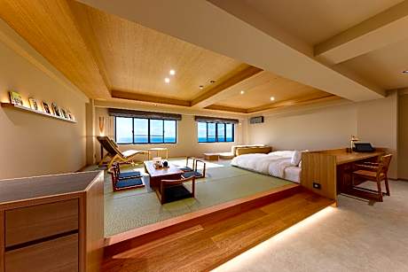 Deluxe with shower Japanese-style room