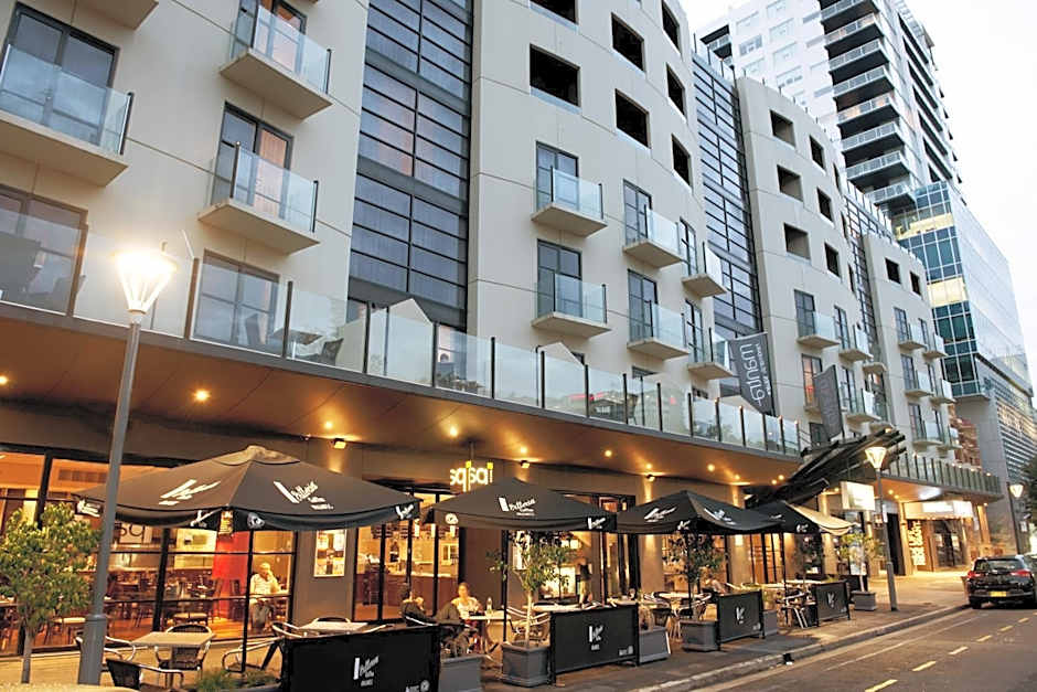 Mantra Hindmarsh Square