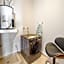 BALTIA Luxurious One Bedroom Ap
