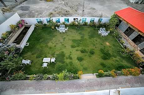 Al Noor Starlet Hotel