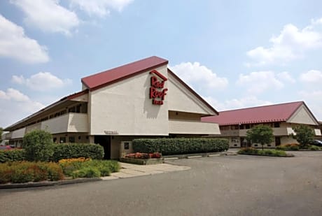 Red Roof Inn Detroit - Royal Oak/Madison Heights
