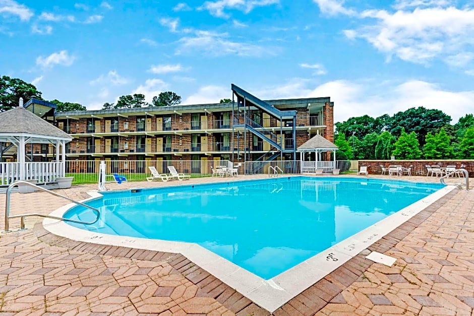 Travelodge Inn & Suites by Wyndham Historic Area