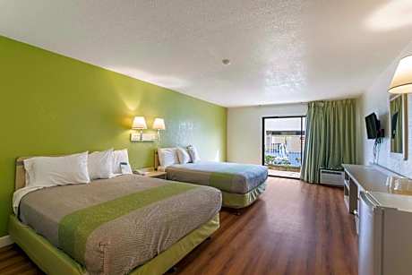 Quadruple Room with Balcony - Non-Smoking