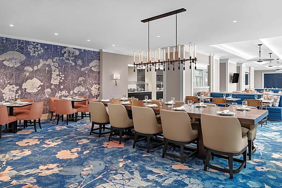 Embassy Suites By Hilton Mt. Pleasant Ferry Wharf