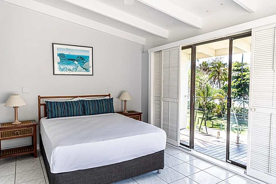 Beachfront Terraces with Onsite Reception & Check In