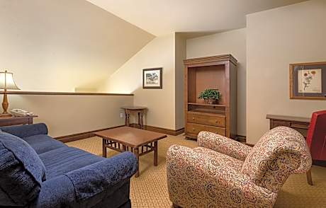 Two Bedroom Deluxe Suite