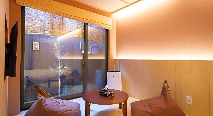 Mibu-Juku Muslim Friendly Easy access to Kyoto STA