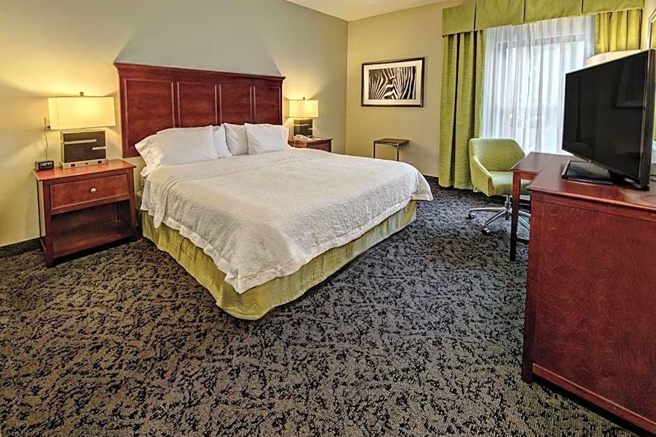 Hampton Inn By Hilton Charlotte/Matthews