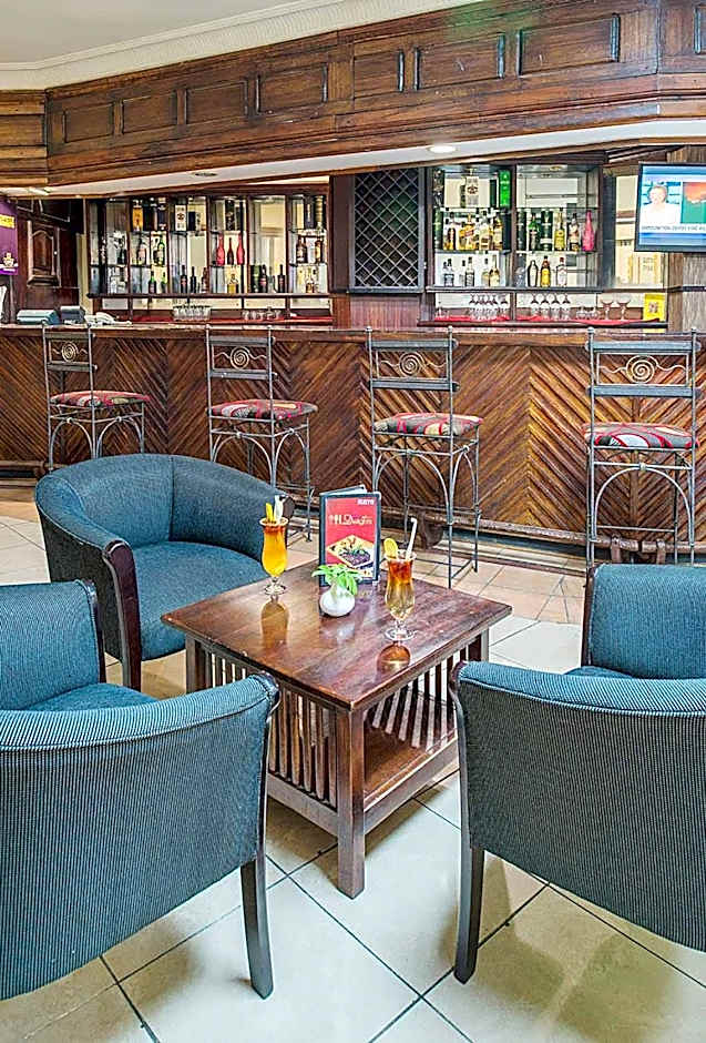 New Ambassador Hotel