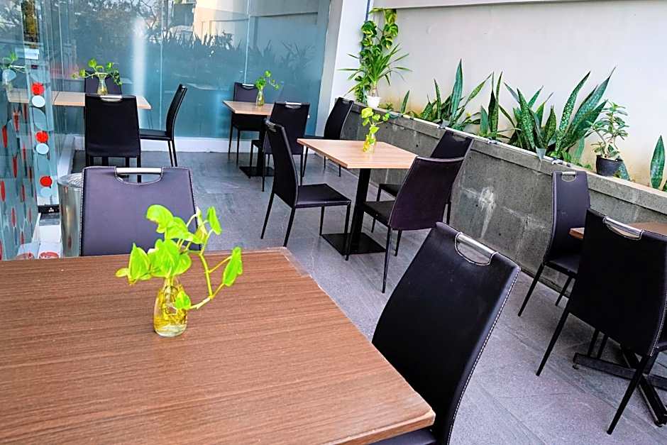 Brothers Inn Solo Baru