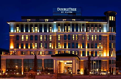 DoubleTree by Hilton Van