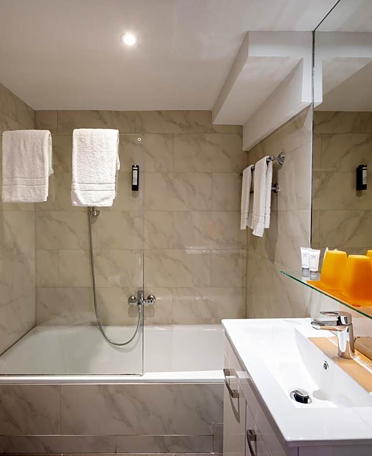 The Levante Rathaus Apartments