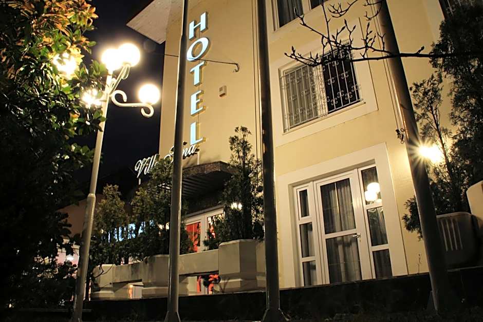 Hotel Vila Tina