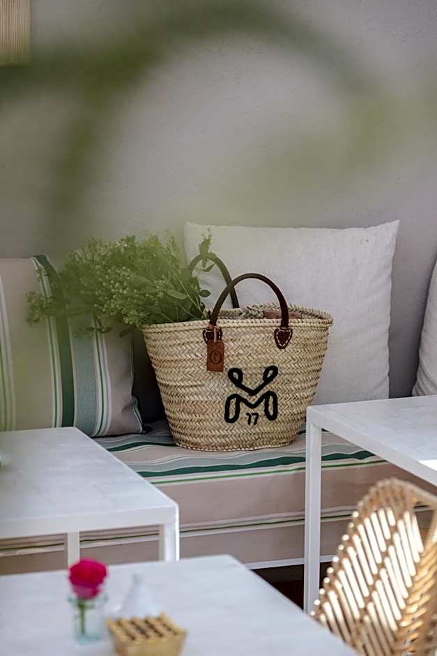 M-17 Riad & Spa