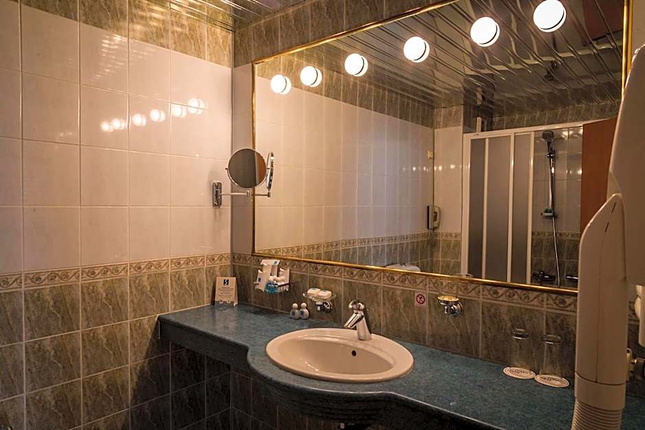 Hotel Sevlievo Plaza
